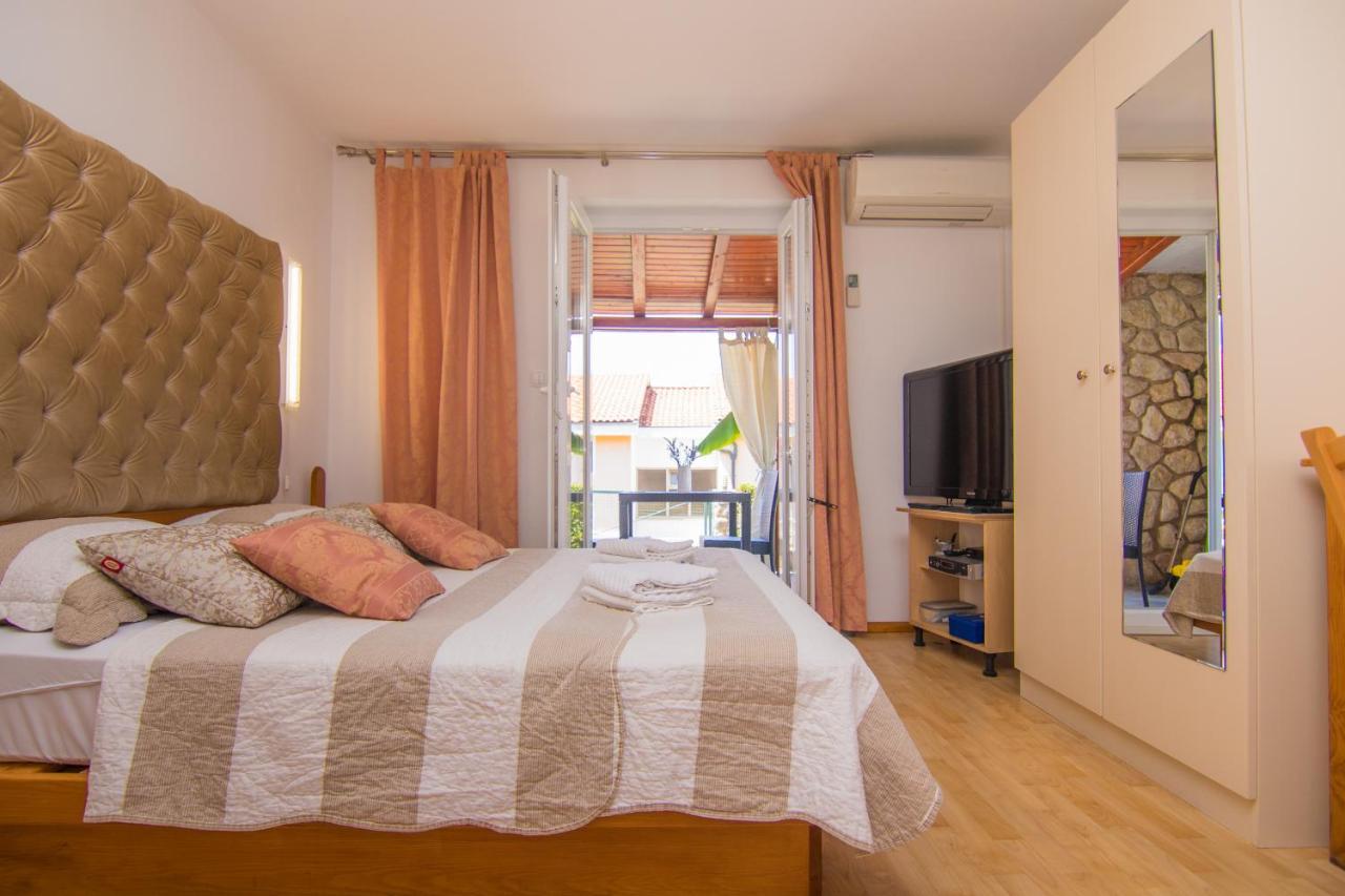 Apartmani Villa Kalinic Njivice Extérieur photo